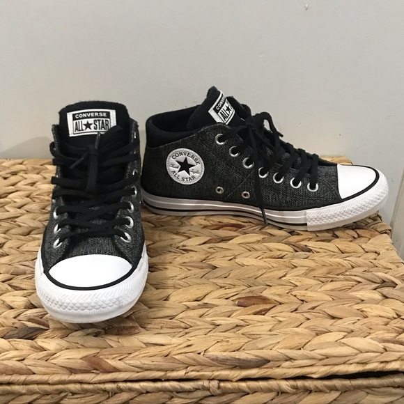 black converse high tops size 7